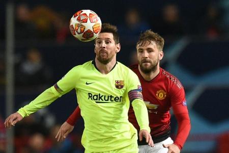 Auswärtssieg in Manchester: Barca dank Eigentor auf Halbfinal-Kurs