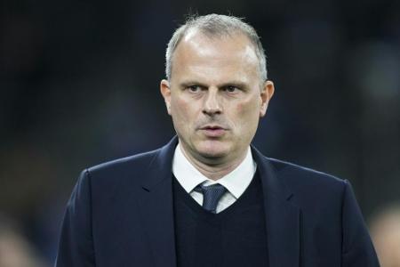 Schalke-Sportvorstand Schneider lobt Erzrivale Dortmund