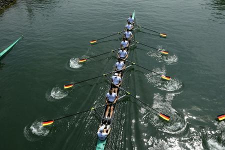 Ruder-EM: Deutschland-Achter souverän im Finale