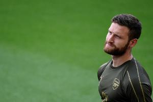 Mustafi würde Europa-League-Sieg auch Mchitarjan widmen