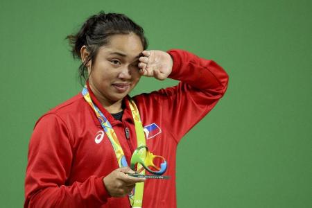 Philippinische Olympiazweite bangt um ihr Leben