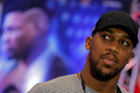 Box-Champion Joshua ging 