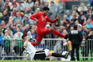 Bayern gewinnen Saisonausklang am Bodensee
