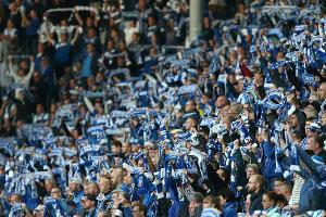 Union-Spiel unterbrochen - Ausschreitungen durch Magdeburg-Fans