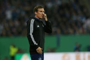 Nach verpasstem Aufstieg: Becker vermeidet klares Bekenntnis zu Wolf