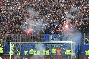 Ordnerzahl verdreifacht - HSV hofft auf friedliches Saisonende