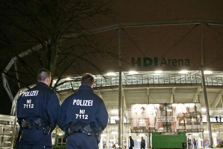 Polizeikosten: DFL lehnt Mäurer-Vorstoß zu bundesweitem Gebührenfonds ab