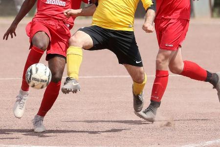 Gewalteklat in Kreisliga: Lange Sperren für Spieler und Funktionär