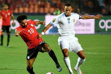 Ginczek bei Wolfsburger Trainingsstart mit Wadenverletzung