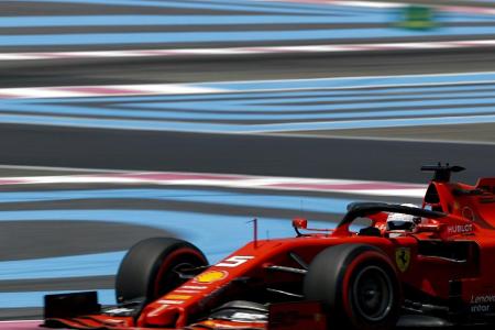 Vettel hängt fest - Hamilton fast unantastbar