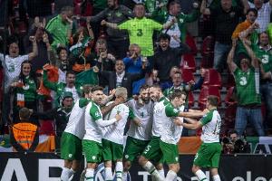 EM-Quali: Irland und Dänemark weiter ungeschlagen