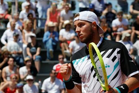 ATP-Turnier in Stuttgart: Struff erstmals im Halbfinale, Brown verliert Tiebreak-Drama