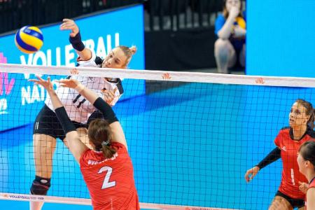 Nations League: DVV-Frauen um Lippmann schlagen Südkorea