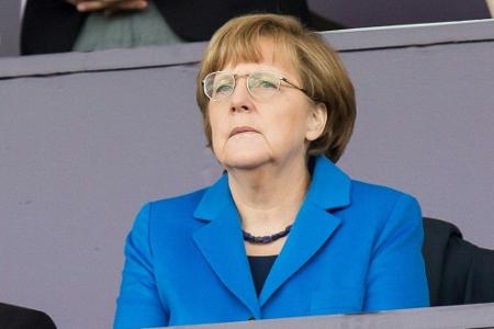Merkel wünscht DFB-Frauen für die WM alles Gute