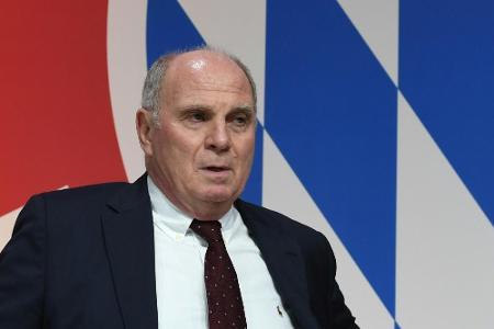 FC Bayern: Hoeneß verteidigt Transferpolitik - Lizarazu sieht Pavard kritisch