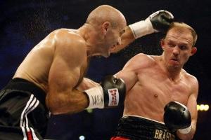 Ex-Boxweltmeister Brähmer feiert K.o.-Sieg