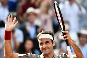 Federer schlägt Wawrinka und trifft auf Nadal