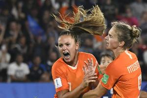 Europa gegen USA: Niederlande und Italien komplettieren WM-Viertelfinale