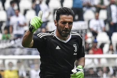 Medien: Buffon muss Gehaltskürzung bei Juve hinnehmen