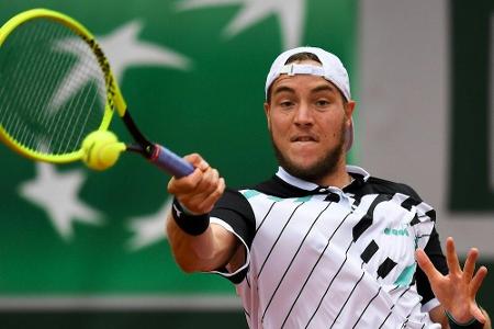 Stuttgart: Struff nach Sieg im Eiltempo gegen Kecmanovic im Viertelfinale