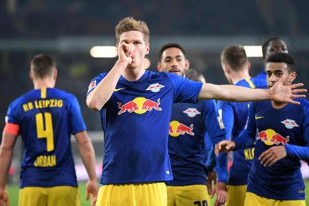 In seiner dritten Bundesliga-Saison überzeugte Marcel Halstenberg auf ganzer Linie. Der Nationalspieler erzielte drei Tore, ...