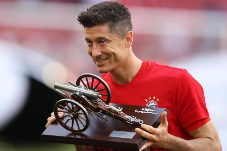 22 Tore sorgten dafür, dass Robert Lewandowski zum vierten Mal die Torjägerkanone des deutschen Oberhauses einsacken konnte....