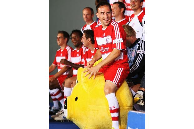 Ribéry macht sich in München schnell einen Namen als Spaßvogel...