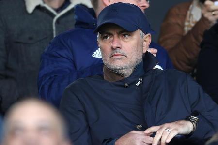 Auch José Mourinho ist aktuell ohne Verein. Der 'Special One' würde gerne wieder ins Business einsteigen und hat laut eigene...