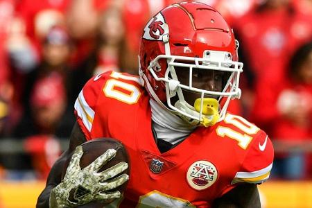 Vorwurf der Kindesmisshandlung: NFL-Star Hill darf wieder trainieren