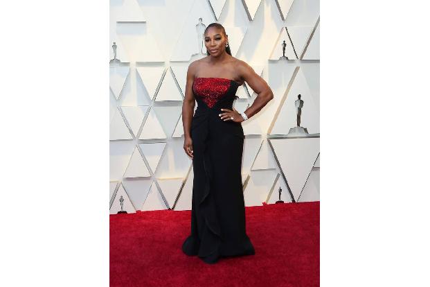 Sie ist selbst ein absoluter Sport-Superstar! Serena Williams kommentierte den Sieg ihrer Landsmänninnen mit einem herzliche...