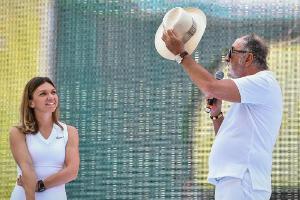 Mehr als 30.000 Fans feiern Wimbledonsiegerin Halep