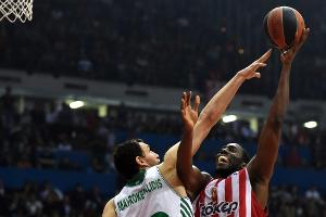 Basketball in Griechenland: 3000 Euro Strafe wegen roter Damen-Unterwäsche