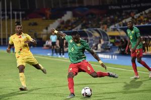 Afrika-Cup: Titelverteidiger Kamerun im Achtelfinale - Haidara trifft bei Mali-Sieg