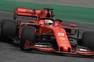 Bitteres Aus für Vettel - Hamilton holt die Pole Position