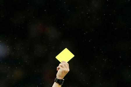 DFL plant Trainersperre nach vier Gelben Karten