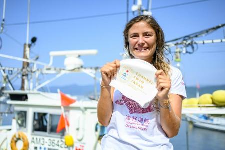 Pohl durchschwimmt Tsugaru-Straße in zehn Stunden