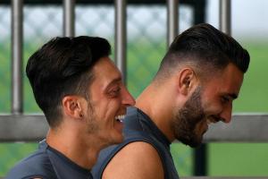 Özil und Kolasinac aus Sicherheitsgründen aus Arsenal-Kader gestrichen