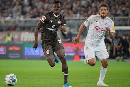 Aufatmen auf St. Pauli: Verstärkte Kiezkicker schlagen Kiel im Nordduell