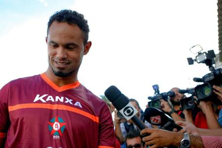 Freigänger nach Mord: Regionalligist heuert Skandal-Torhüter Bruno an