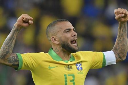 Nach 17 Jahren Europa: Selecao-Kapitän Dani Alves kehrt nach Brasilien zurück
