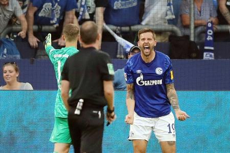 Schalke fühlt sich um zwei Handelfmeter betrogen