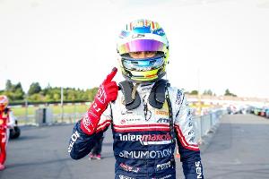 ADAC Formel 4: Schumacher-Schützling auf Meisterkurs