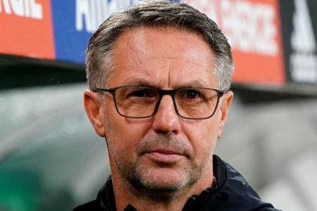 Torwartnot beim Club: Nürnbergs Klandt erleidet Achillessehnenriss