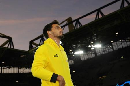 Dortmund mit Hummels und ohne Alcacer nach Prag