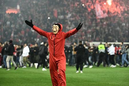 Griechische Entschuldigung für Krawalle in Piräus