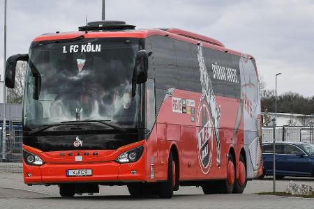 Vor Pokalspiel: FCS-Vandalen beschmieren Kölner Mannschaftsbus