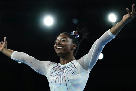23. WM-Medaille: Biles egalisiert Scherbo-Rekord