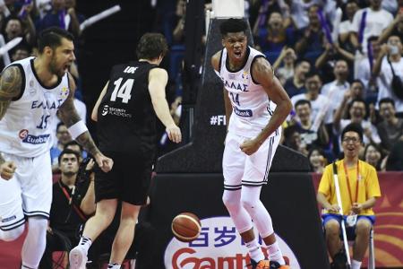 Basketball-WM: Antetokounmpo führt Griechen in die zweite Runde