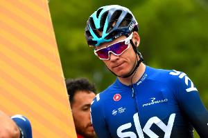 Froome hat die Seuche: Daumen mit dem Küchenmesser verletzt