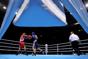 Bazujew und Abduliabbar bei Amateurbox-WM im Achtelfinale